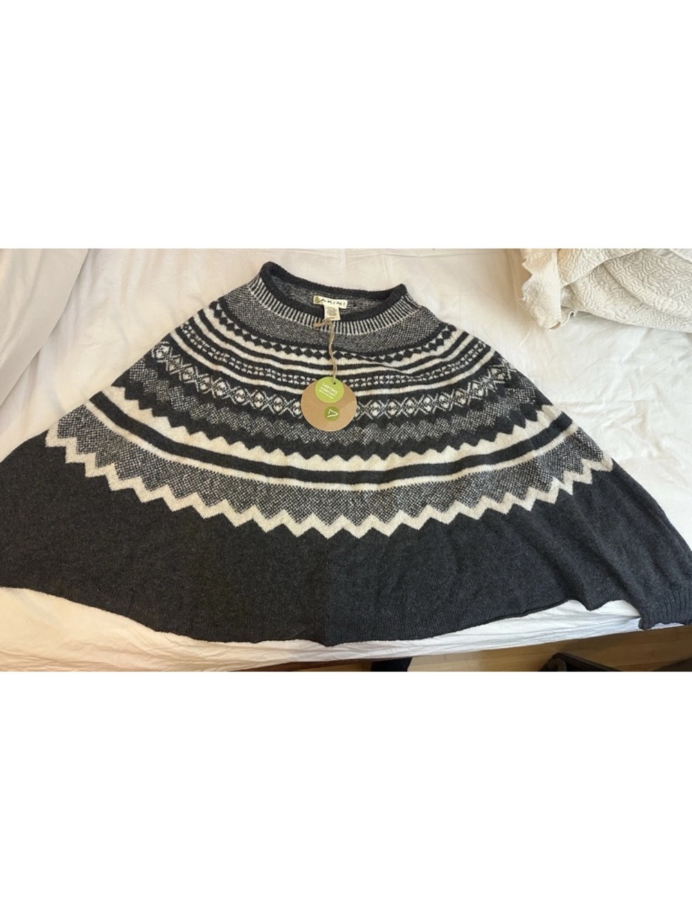 Dakini Gray & White Fair Isle Poncho